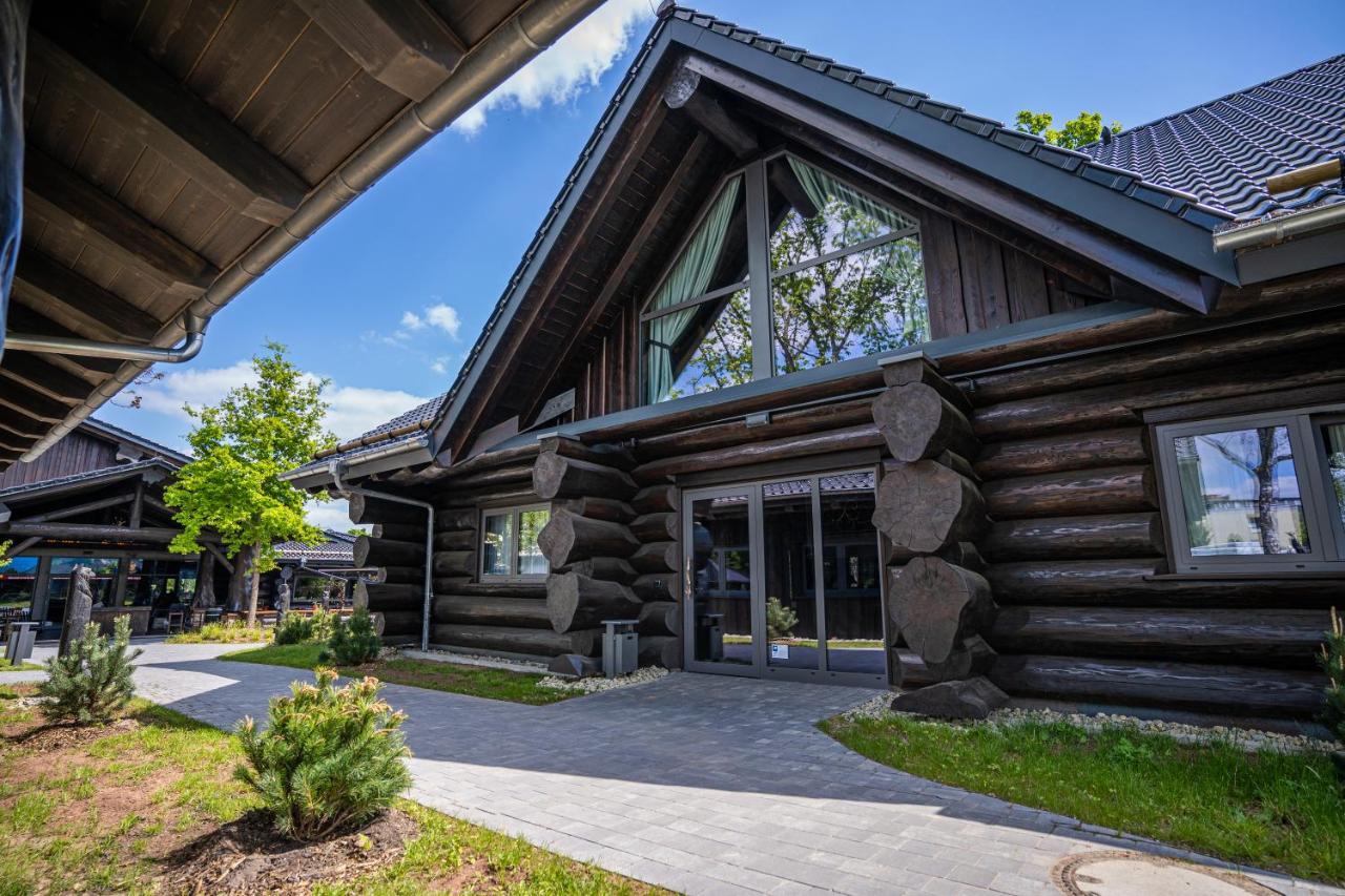 Timberjacks Hotel *
